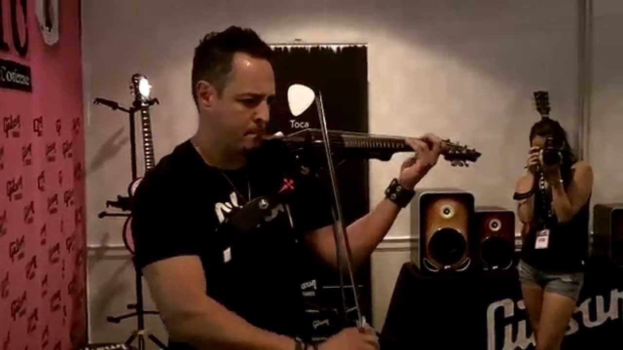 Haydn Vitera Performing in the Gibson Booth at LAMC 2015