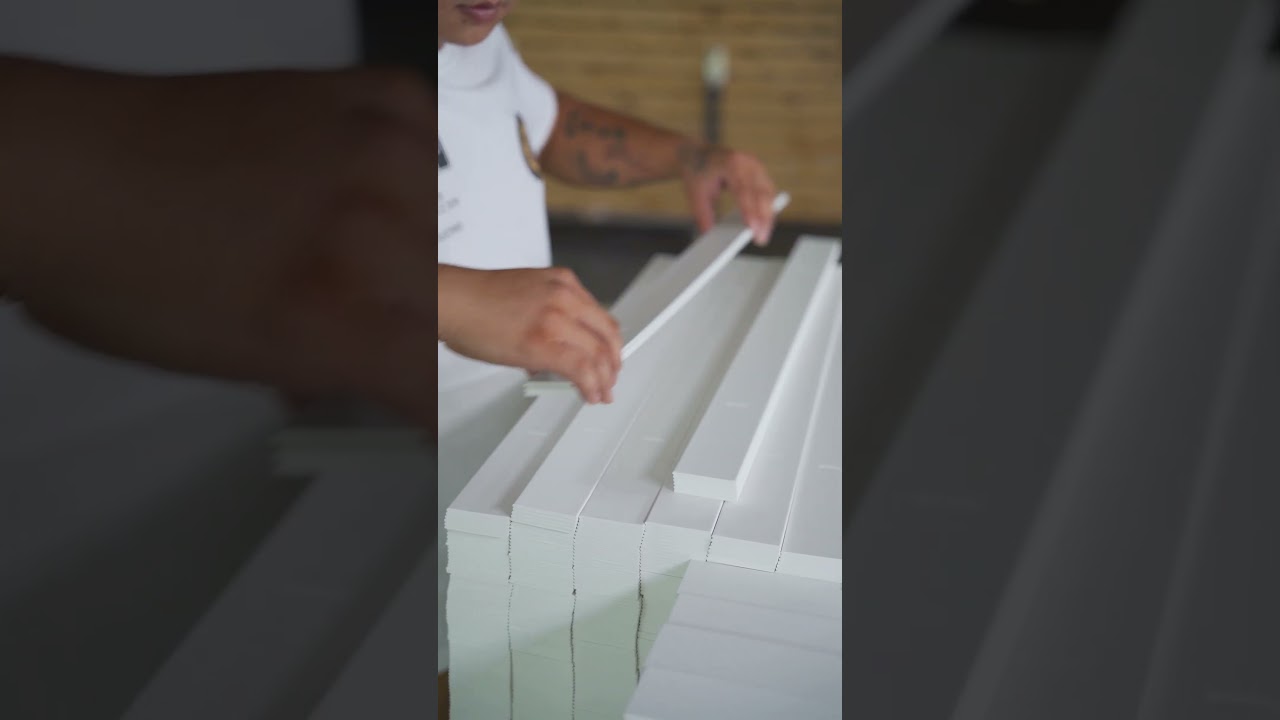 Do you know how to pack Venetian blinds?