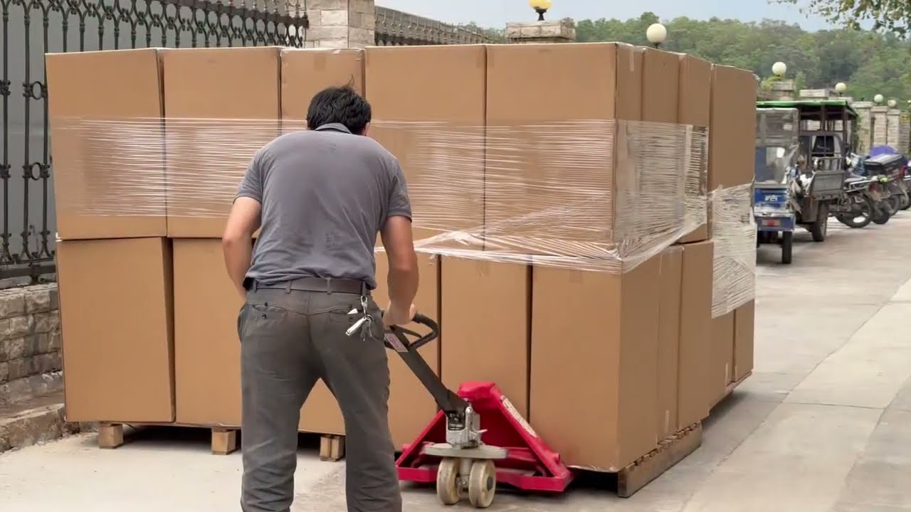 Display of the loading process of the Ausman Audio Trolley Speaker