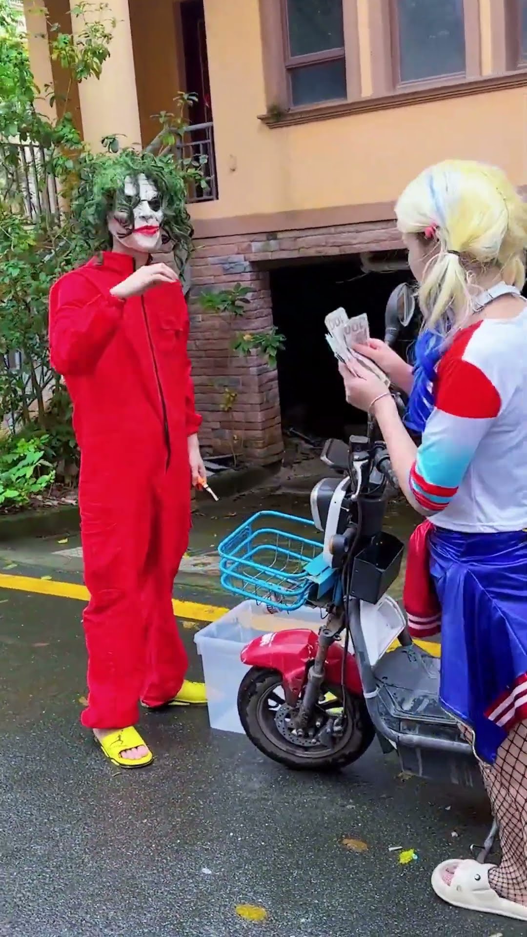 小丑居然做这种事！ #斗罗大陆 #唐舞桐与唐老六 #小丑 #小丑女