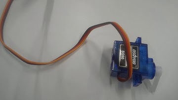 ESP32-WROOM-32 ボードでサーボモータ動かす