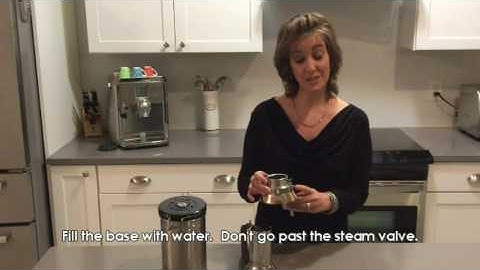 How to use the Alessi 9090 Stovetop Espresso Maker