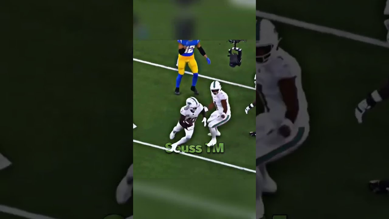 Tyreek Hill INSANE Fumble TD Return Shorts
