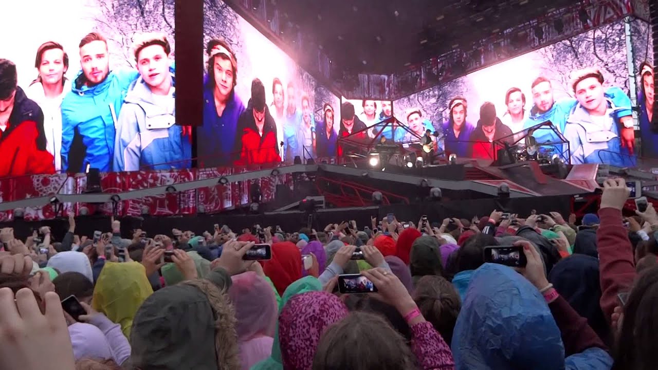 One Direction - Opening Video & Midnight Memories, Croke Park