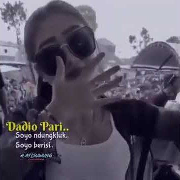 Story' wa cewek Cantik