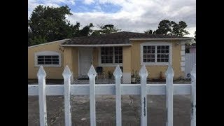2726 NW 100th St, Miami, FL 33147