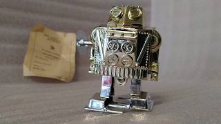 Заводная игрушка Робот СССР. Rare plastic Robot toy. Made in USSR .