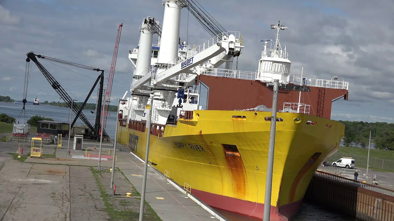 The Eisenhower Ship Lock YouTube Video - How Ship Locks Work - YouTube