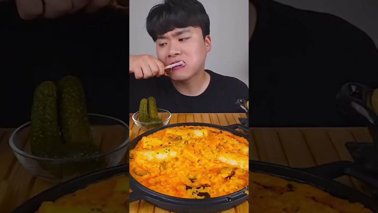 bacon with spicy samyang noodles, chicken thighs with cheese sauce