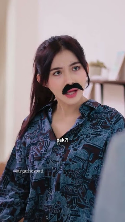 Cewek berkumis tapi cantik