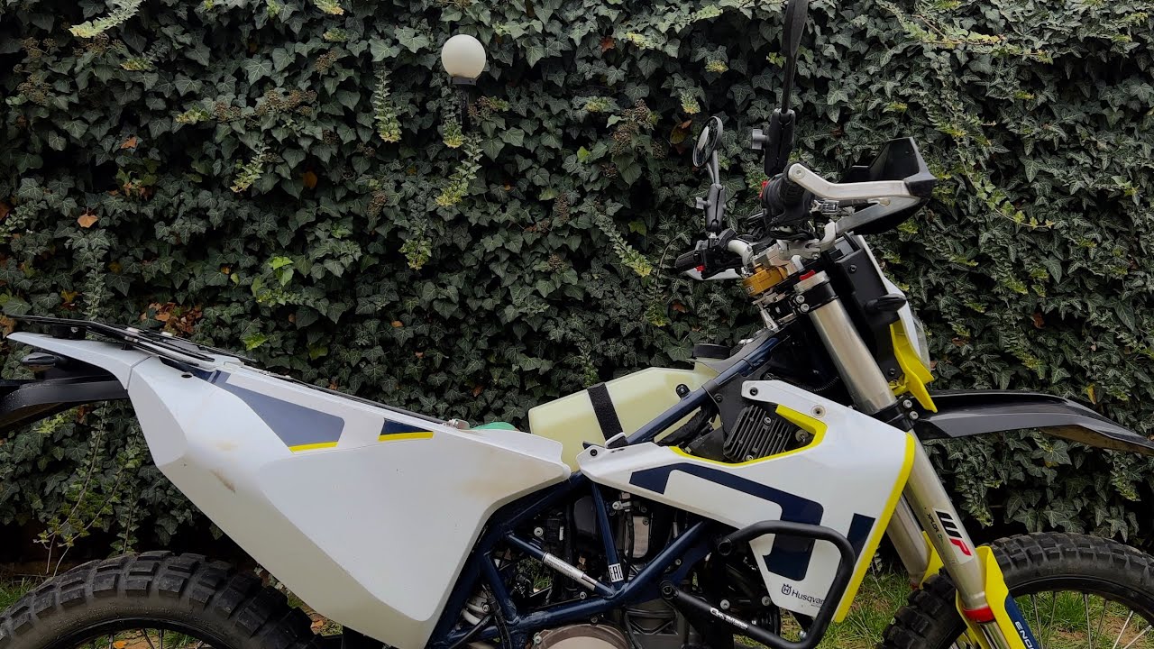 Light Adventure Bike Build - Part 2 - Husqvarna 701 Enduro |  Rade Garage Airbox & Fuel tank