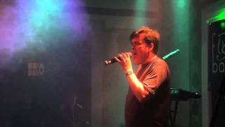 Eddy Huntington - Swiss Boy (Live In Botta Club, Helsinki, March 05, 2011)