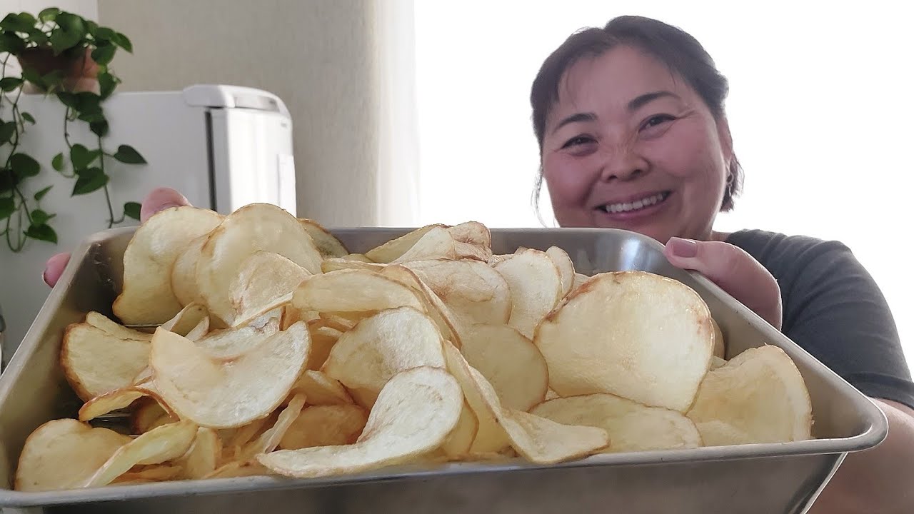 Hoje coloquei uma cerca pras Ervilhas subirem | FIZ BATATA CHIPS CROCANTE COM UM INGREDIENTE SECRETO