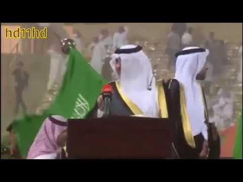 كلمة امير الشرقية لحظة قدوم الغبار في حفل جامعة البترول بالشرقية ليوم الخميس