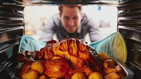 Why should you cook your Thanksgiving turkey in pi...