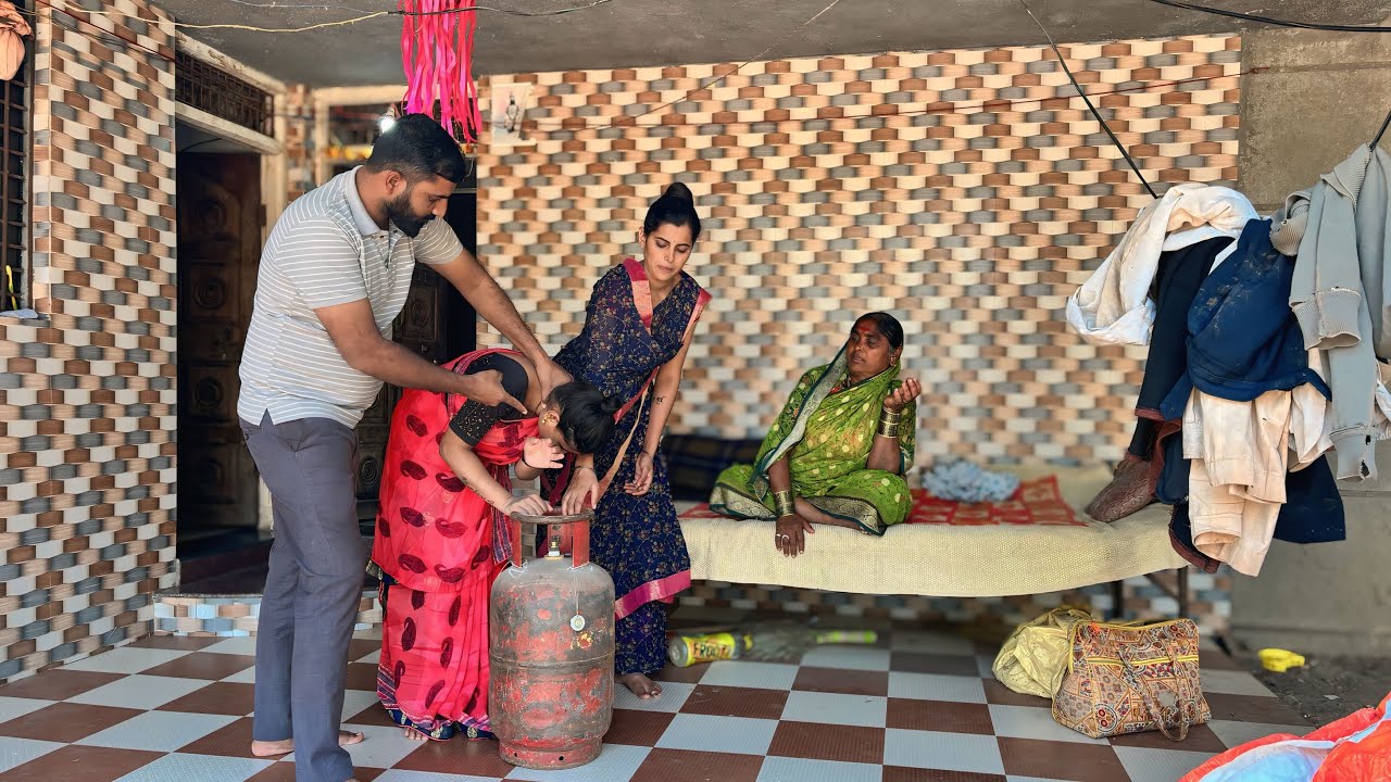 पार्सल पाहिजे नुसतं🤨हात पाय काय चुलीत गेले काय😡 By-Ashwini gavhane