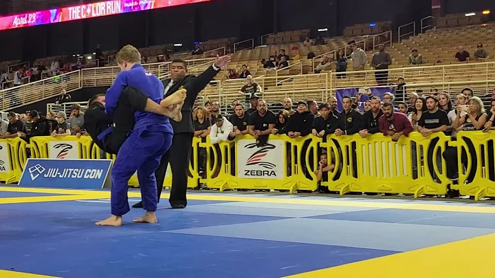 2022 IBJJF Pan American M1 Feather Blue - Kevin Lo...
