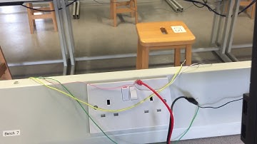 Two PCs connected using RS232, scope trace