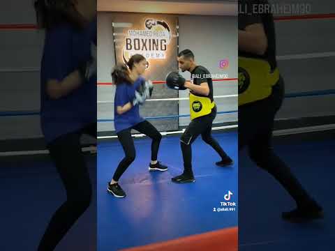 كيك بوكسنج للبنات ابطال الفرقة الخاصة 