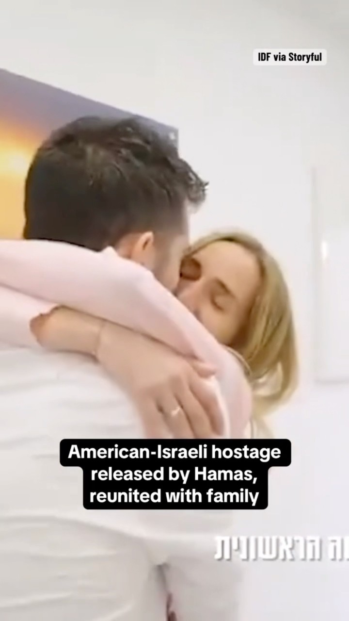 American-Israeli hostage released by Hamas, reunited with family #shorts
