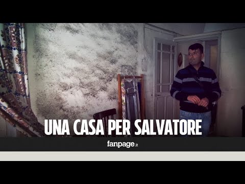 Napoli, la storia di Salvatore: "Una casa-baracca per le mie 2 figlie disabili, siamo senza dignità"