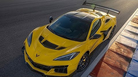 Chevy Corvette C8 ZR1 First Look : 1,000+ Horsepower Monster!
