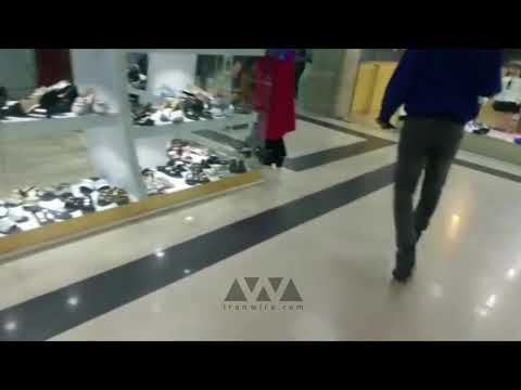 منطقه آزاد اروند آبادان مراکز خرید این شهرستان به دلیل وضعیت بد اقتصادی در تعطیلات نوروز خلوت هستند