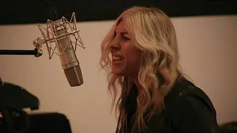 Eliza Neals live at Paste Studio on the Road: NYC