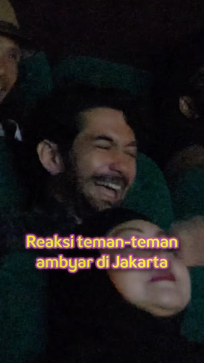 Ketawa, nyanyi, dan joget bareng pas nonton film Ambyar Mak Byar, seru pol! #UripAmbyarJogetOjoBubar