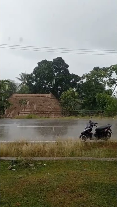 hujan#shortsvideo #storywa#viral #hujan