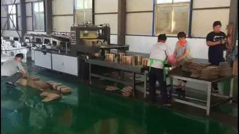 Automatic partitions assembling machine