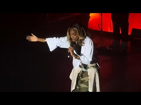 Annatoria ministering her VIRAL Yeshua Cover LIVE! 🔥 UK Headline Show | Anointed Worship