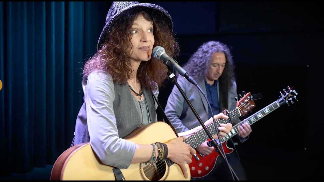 What I am | aus dem Programm BILDSPRACHE von Sonix, POESIE-POP