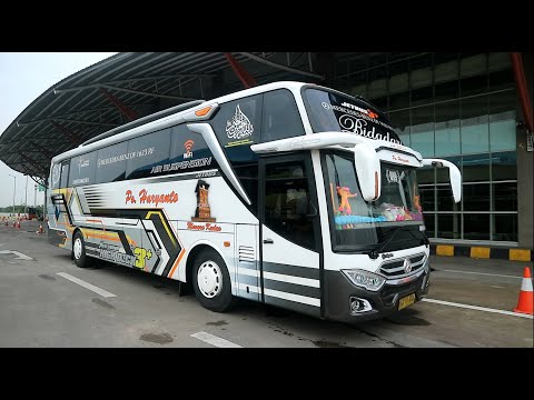 berani-beda-bus-baru-mesin-depan-mercedes-benz-1623-haryanto