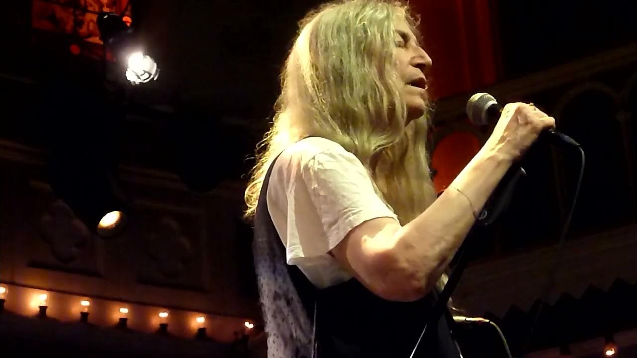 Patti Smith Quartet + Very special guest Lenny Kaye Amsterdam FREE MONEY Paradiso 9 july