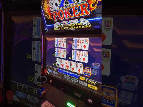 HUGE hand pay on $10k livestream with @bigkatspoker & @CasinoKelly #ultimatex