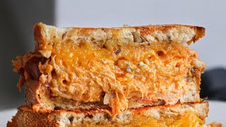 🥪BUFFALO CHICKEN GRILLED CHEESE🥪 || #foods#buffalochicken#cheese 🥪BUFFALO CHICKEN GRILLED CHEESE🥪 || #foods#buffalochicken#cheese