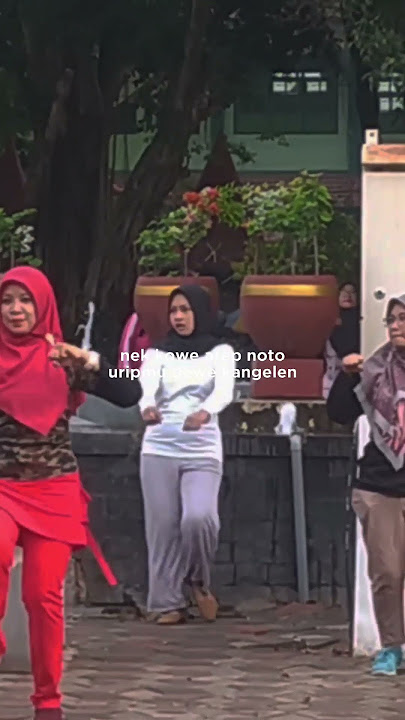 Pokok wayahe ubah-ubah wayahe ibadah-ibadah ojo ngoyo  quotes dawuhe Gus iqdam Blitar
