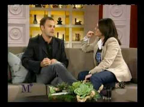 Jonny Lee Miller on Megan Mullally Show pt 2