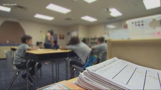 How virtual learning is eliminating jobs at school and learning centers