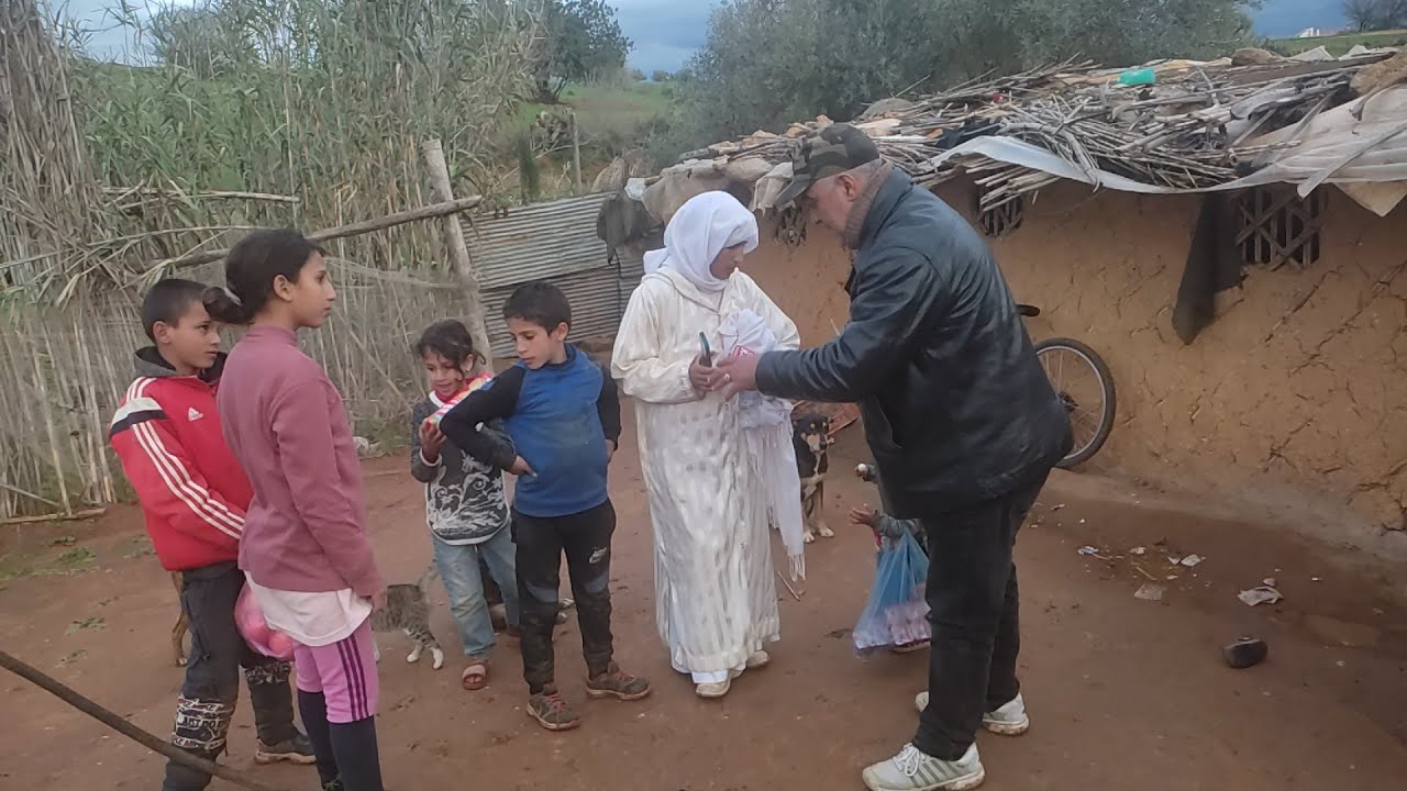 معاناة الأرملة مع أولادها لك الله يا فقير الهاتف خديجة حرش الراس : +2126.37.53.50.28