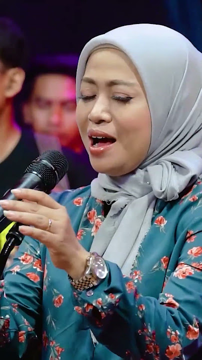Langitpun berduka lilin herlina