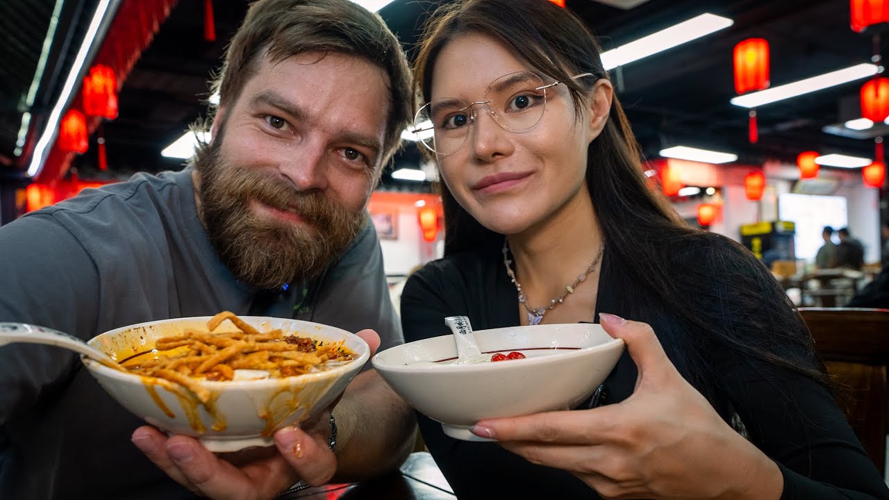 Taki tam wieczór w Chinach - pierożki, tofu i kurczak ślinotokowy! 🍜🥢🐔
