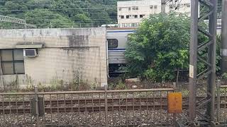 642次樹林發車經由花東線開往台東的E236單電頭+八節復興號，和EMU512+EMU514八輛二編組+R112單柴電頭推著調度