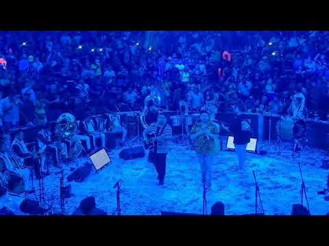 Fuerza Regida - Descansando En Vivo, Domo Care Mty