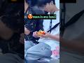 "Mind-blowing one-handed Rubik's Cube moves 🤯"