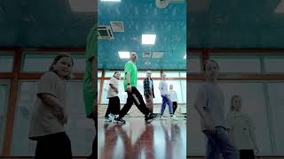 Учим новенькое #танцы #обучение #dance #тренировка #shuffledance #youtubeshorts #hiphop