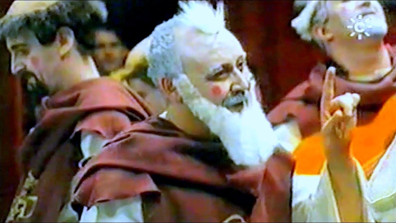 Chirigota 'Los de Capuchinos' SEMIFINALES - Pasodobles y Cuplés | Carnaval de Cádiz 2000