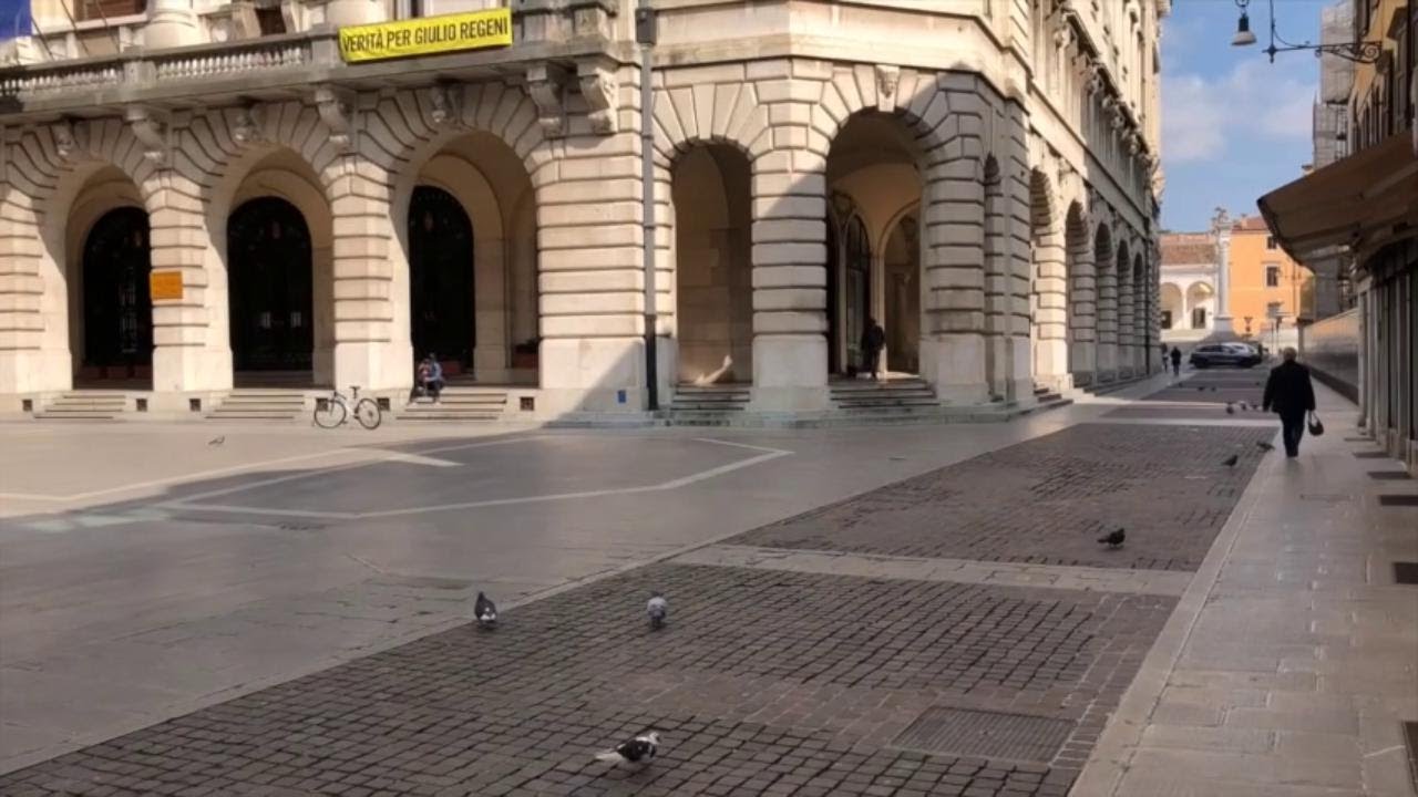 Coronavirus, tra le vie di Udine tutto tace: ecco la città deserta