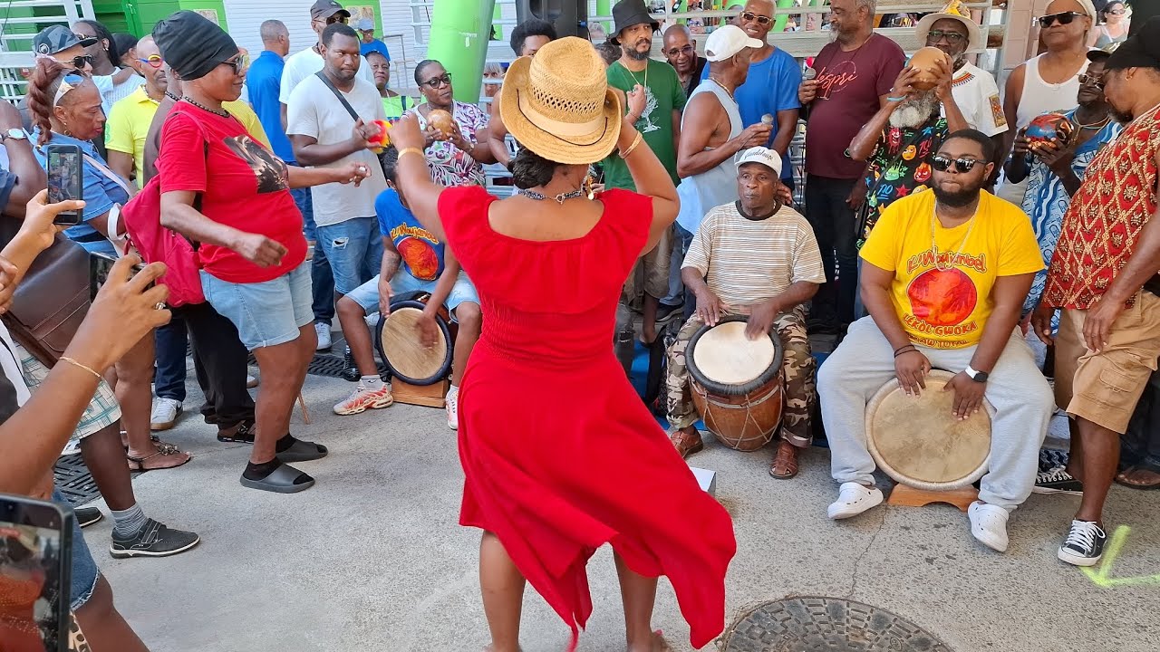 Lundi gras GWOKA Place du marché #Basseterre #Guadeloupe 